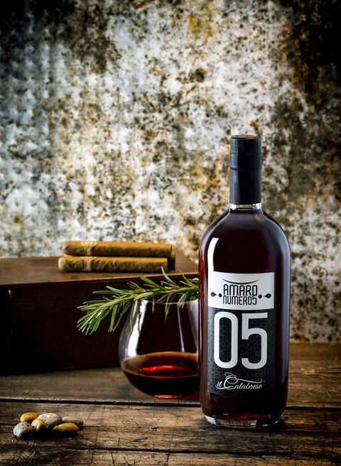 bester-kauf.ch Amaro Numero 5 Likör - 70cl Amaro Numero 5   Spirituosen